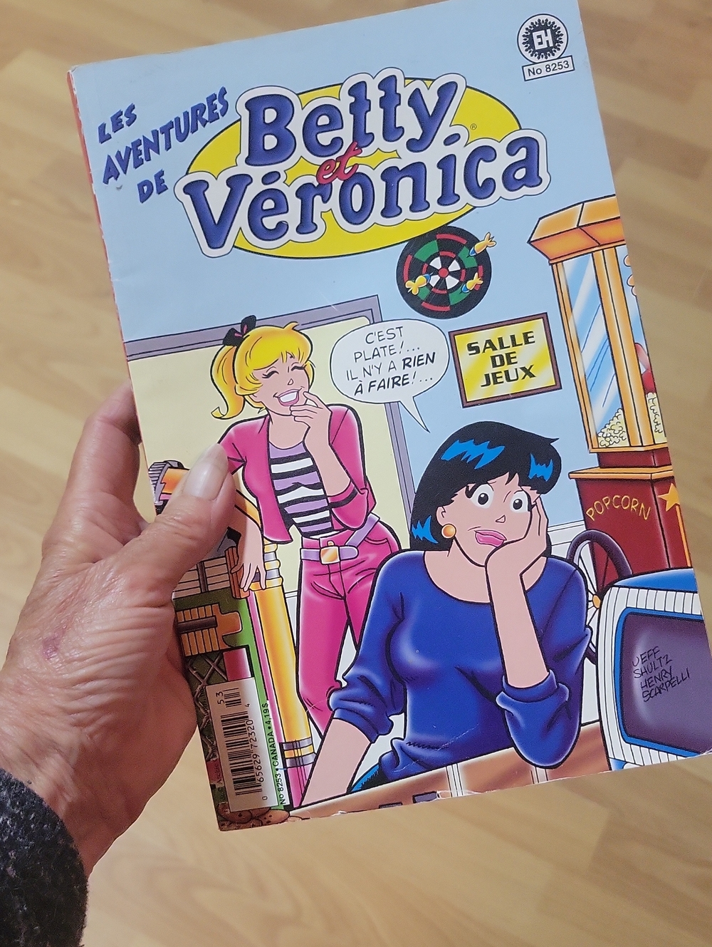 FRENCH VERSION~2001 EDITION OF BETTY & VERONICA